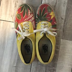 Hawaiian print Vans